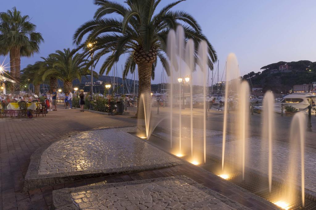Il Porto Trilocale Nr.7 Apartment Porto Azzurro Ngoại thất bức ảnh